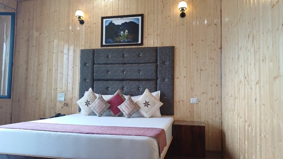 Luxury Cottage bed